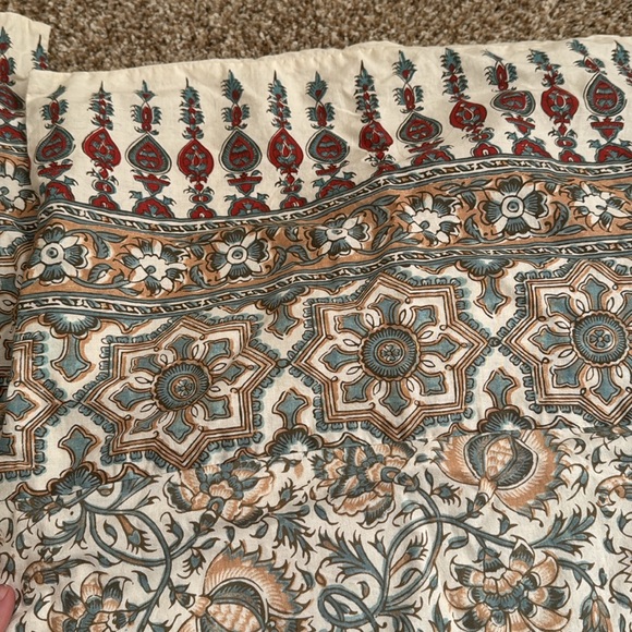 Pottery Barn Selena Kalamkari Standard pillow shams (2) - Picture 2 of 3